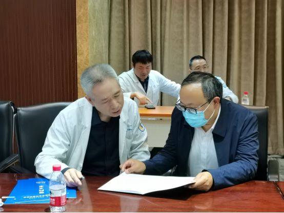 我院与浙大邵逸夫医院的首轮合作学科发展座谈会暨签约仪式顺利举行1117.png