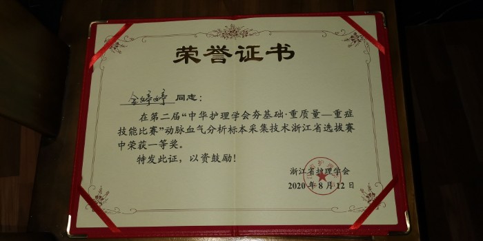 02.jpg