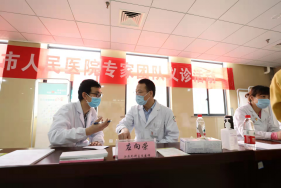 应向荣泌尿专家团队（甘霖）2.0462.png