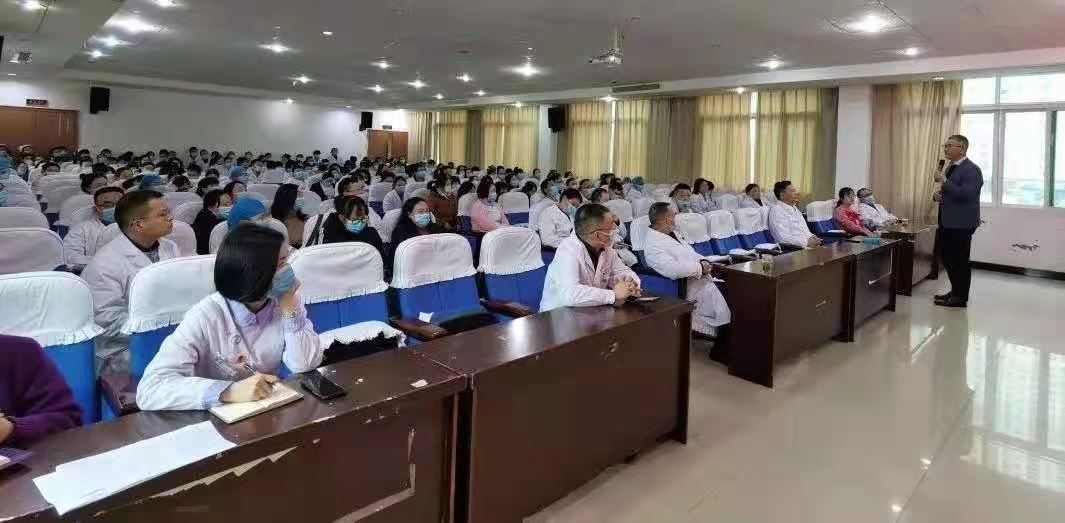 陈清镇长讲座.jpg