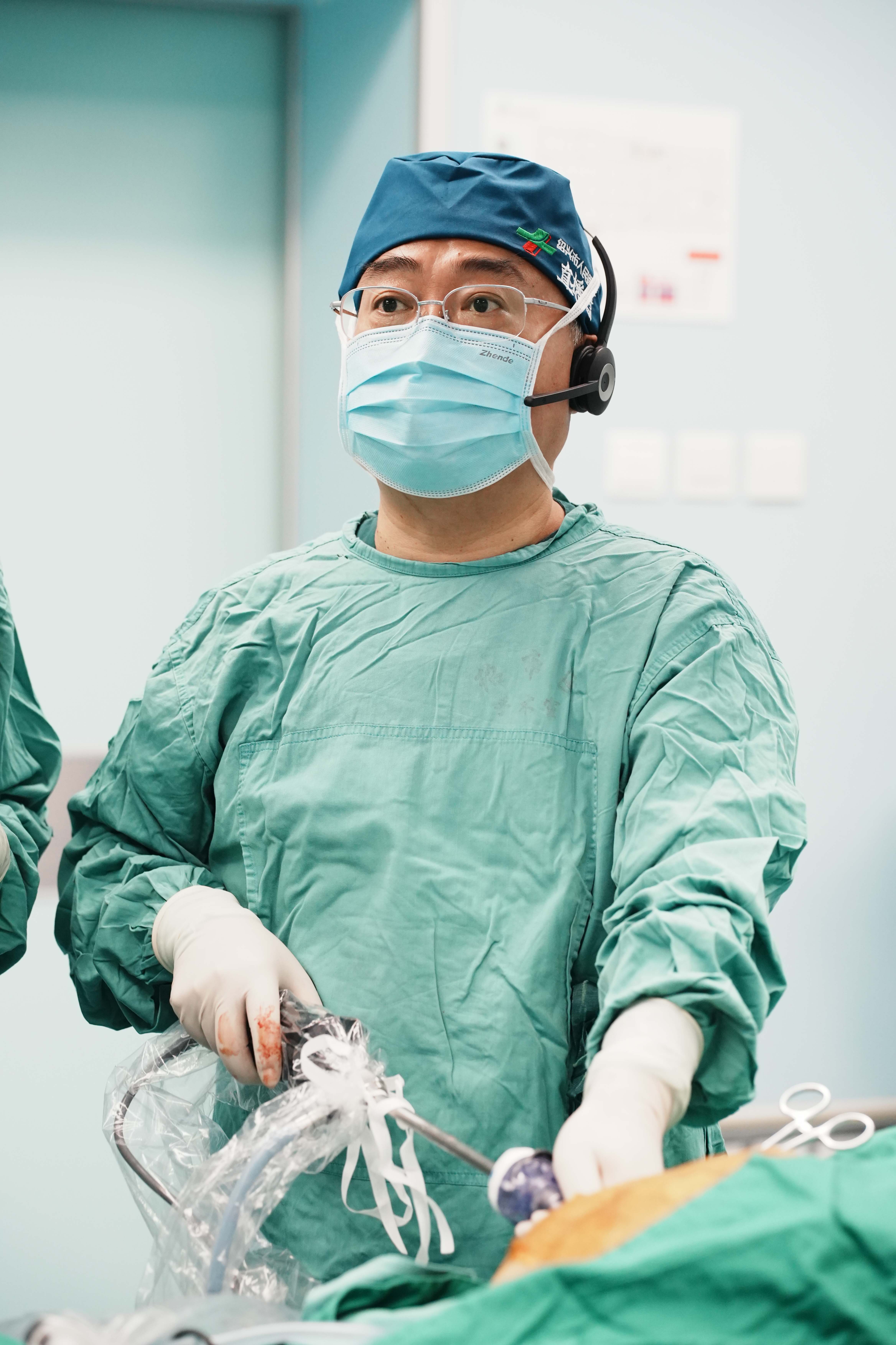 4-唐黎明-血管疝外科-腹腔镜下腹壁疝无张力修补术（左侧）.jpg