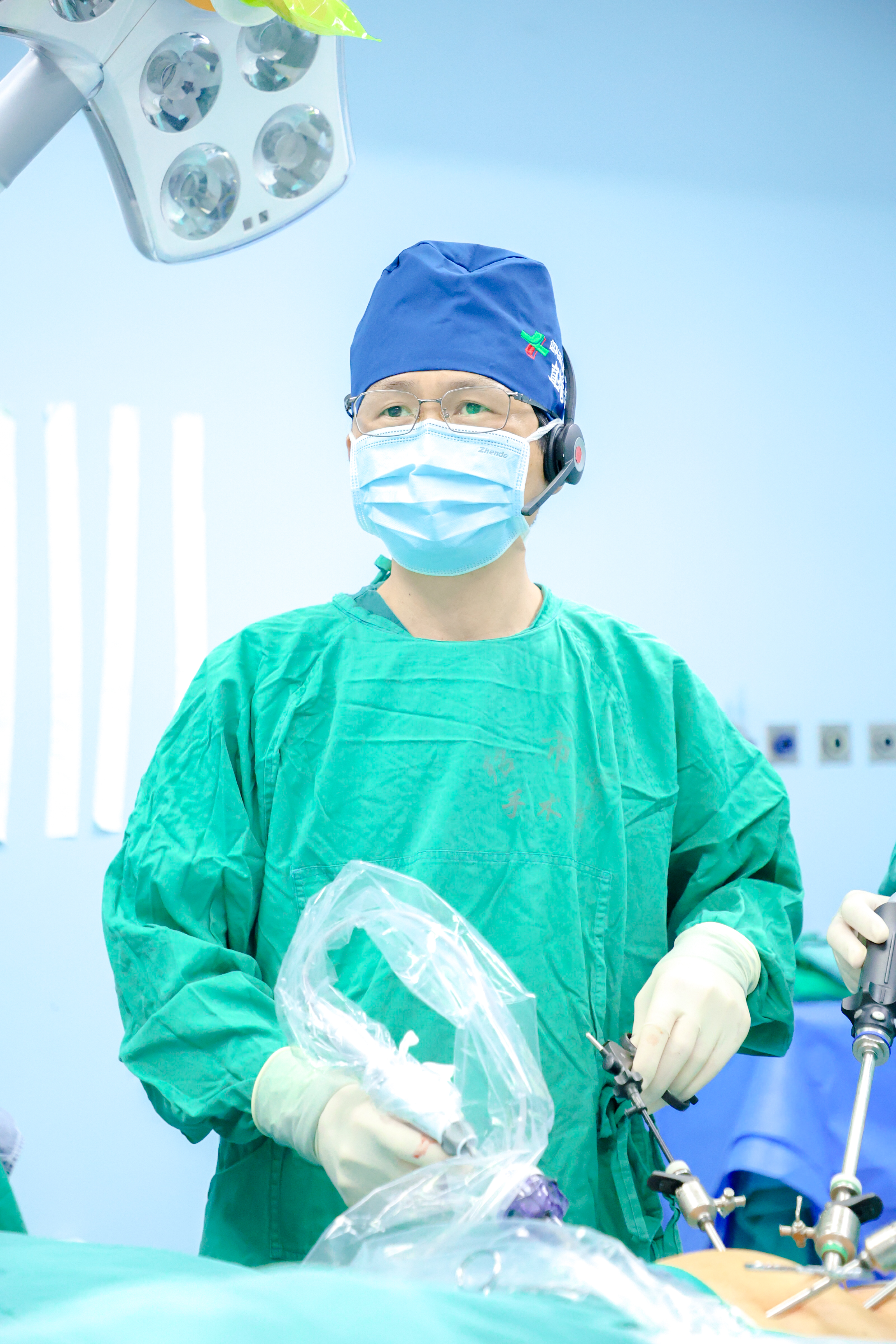 李振军-肛肠科-腹腔镜下直肠癌根治术.jpg
