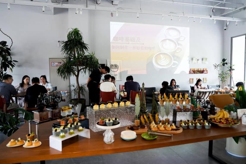 (20250520)(通讯稿)“杏林咖韵·穿越浓香遇见你”青年交友活动圆满落幕:咖啡为媒,默契升温182.png (20250520)(通讯稿)“杏林咖韵·穿越浓香遇见你”青年交友活动圆满落幕:咖啡为媒,默契升温182.png