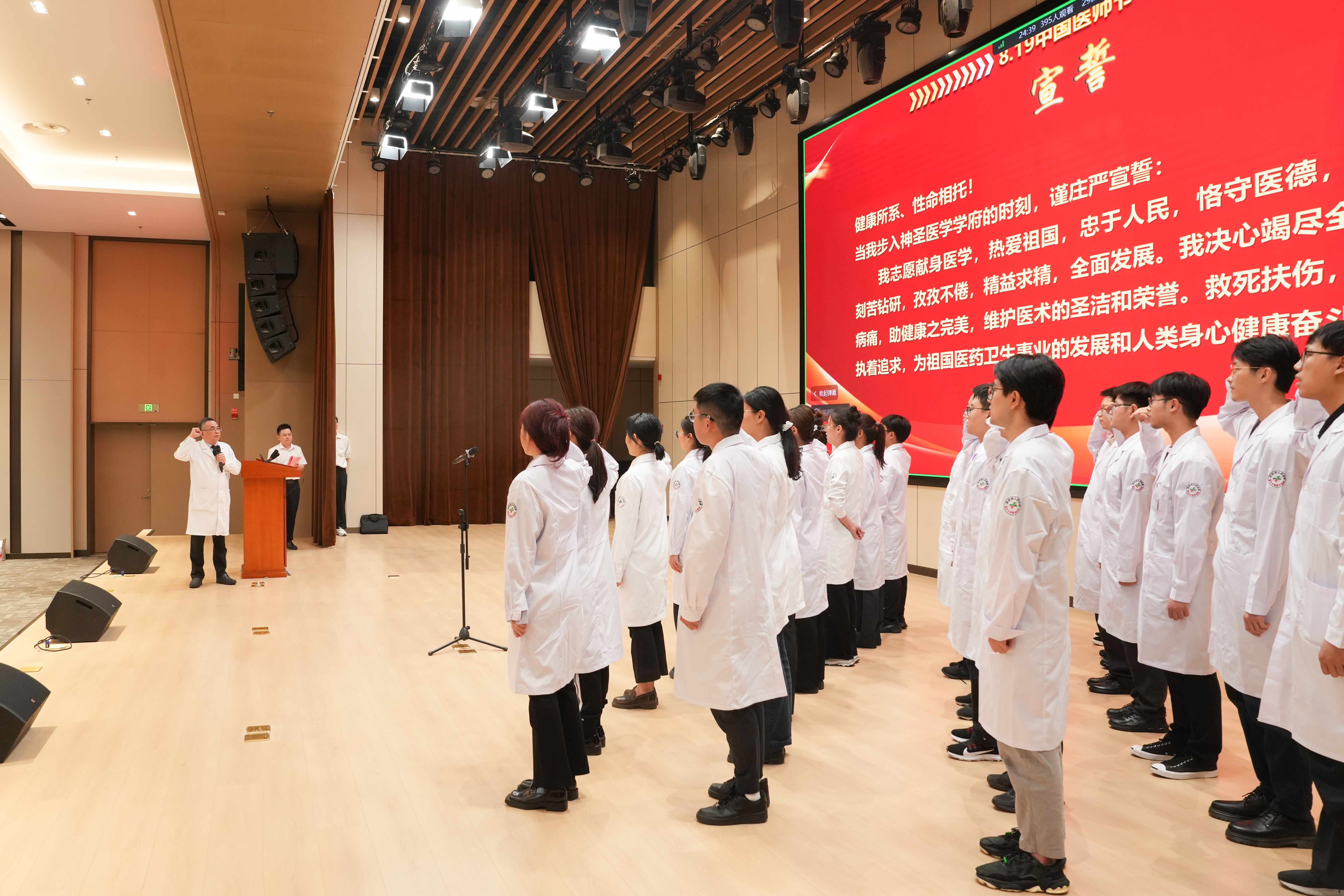 DSC00233-4.jpg DSC00233-4.jpg