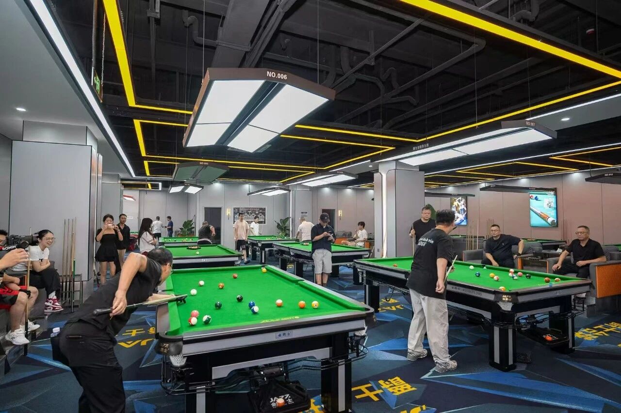 台球2.jpg