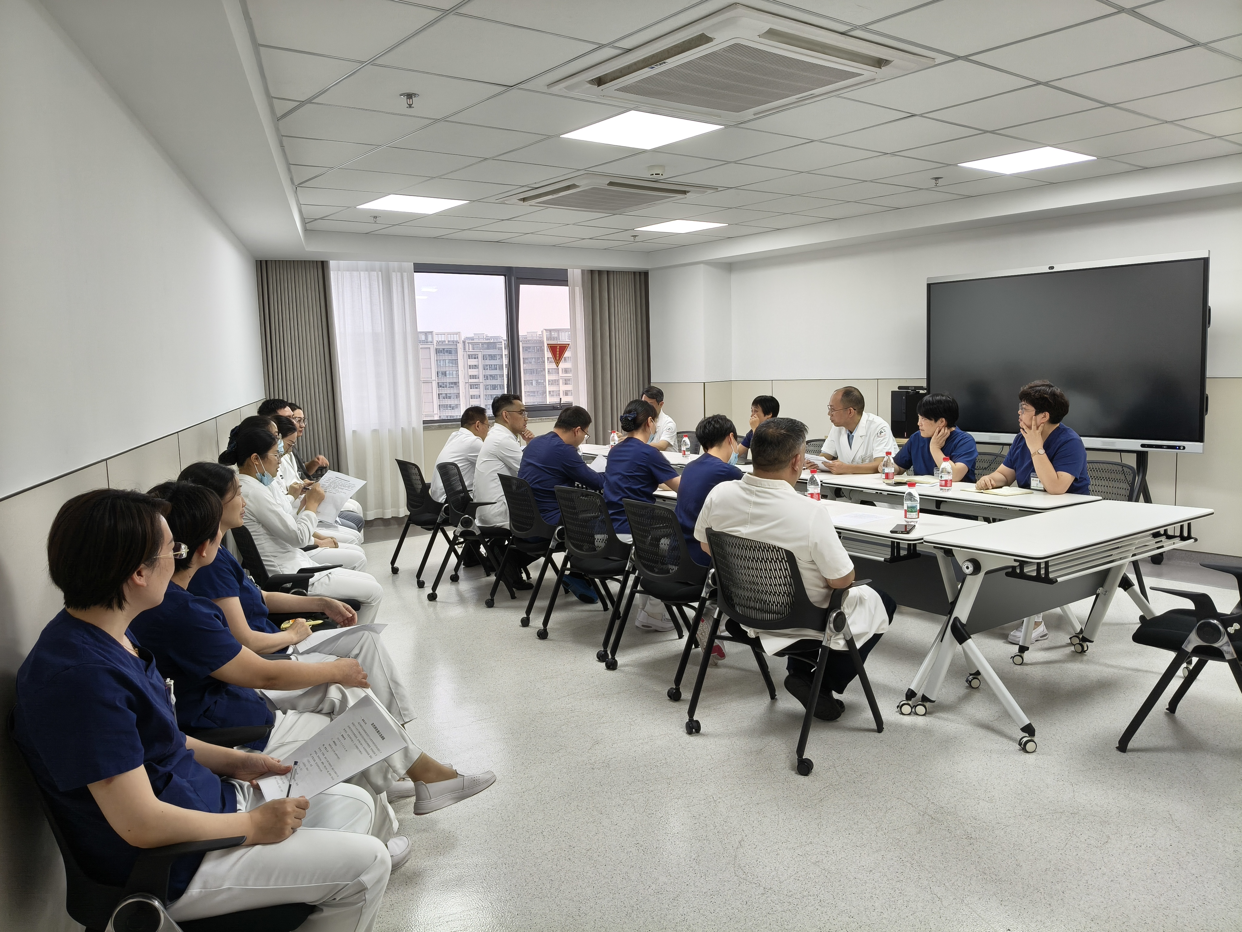 配图6.jpg 配图6.jpg